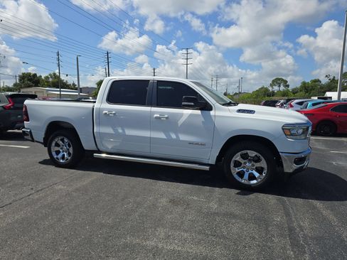 Used 2019 RAM 1500 Limited AWD/4WD image 2