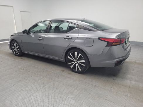Used 2022 Nissan Altima 2.5 SR image 3