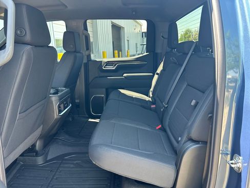 New 2026 GMC Sierra 1500 Elevation w/ LPO, Elevation Black Package AWD/4WD image 34