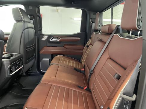 New 2026 GMC Sierra 1500 Denali Ultimate AWD/4WD image 9