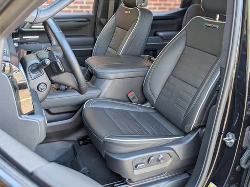 Used 2024 GMC Sierra 1500 AT4X w/ AT4X AEV Edition image 17