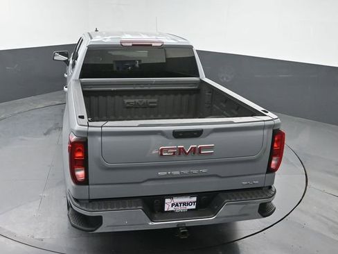 Used 2024 GMC Sierra 1500 SLE RWD image 32