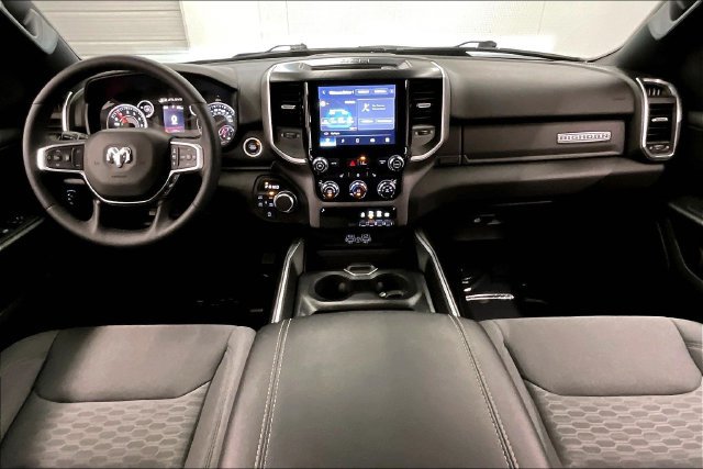 Used 2025 RAM 1500 Big Horn AWD/4WD image 18