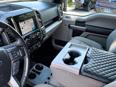 Used 2017 Ford F150 XLT w/ Equipment Group 302A Luxury AWD/4WD image 16