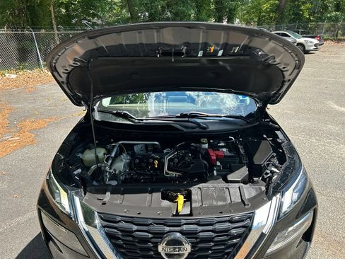Used 2021 Nissan Rogue SV w/ Premium Package FWD image 13