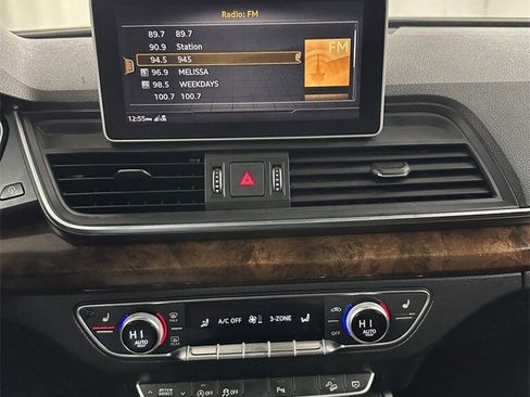 Used 2018 Audi Q5 2.0T Premium Plus w/ Premium Plus Package image 20