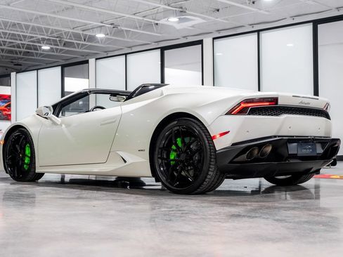 Used 2016 Lamborghini Huracan LP 610-4 AWD/4WD image 16