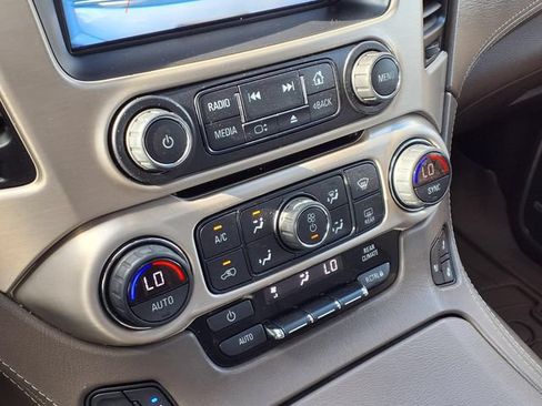 Used 2019 GMC Yukon XL Denali w/ Denali Ultimate Package AWD/4WD image 13