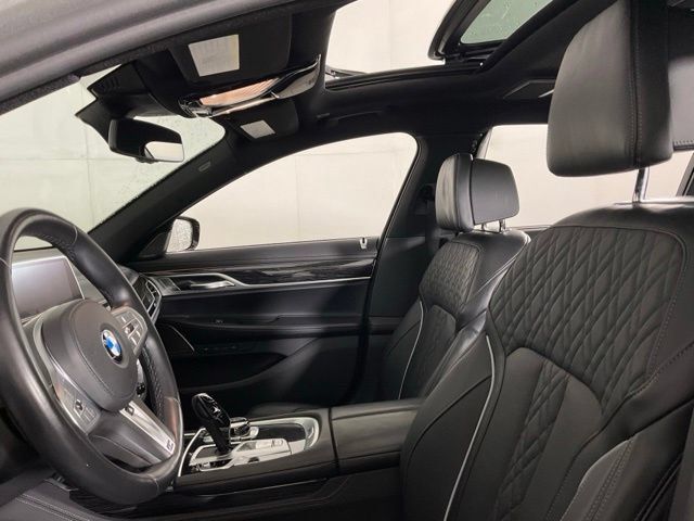 Used 2022 BMW 750i xDrive w/ Executive Package AWD/4WD image 30