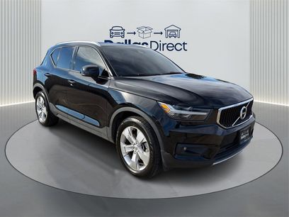 Used 2021 Volvo XC40 T5 Momentum