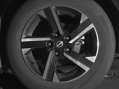 Used 2025 Nissan Sentra SV FWD image 14