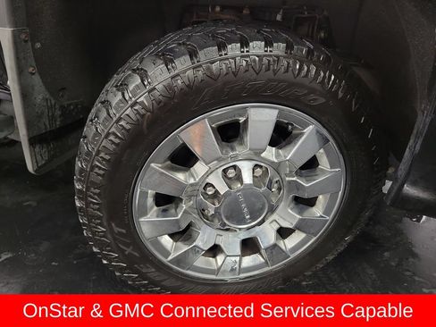 Used 2019 GMC Sierra 2500 Denali w/ Duramax Plus Package AWD/4WD image 11