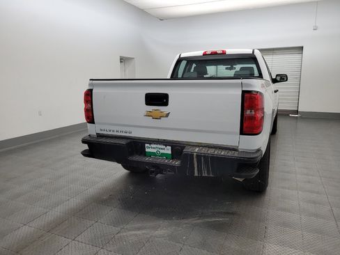 Used 2018 Chevrolet Silverado 1500 W/T w/ Trailering Package image 7