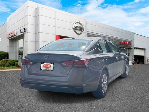 New 2025 Nissan Altima 2.5 S image 4