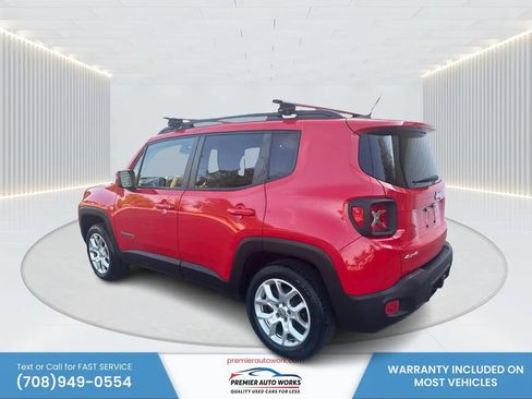 Used 2015 Jeep Renegade Latitude AWD/4WD image 7