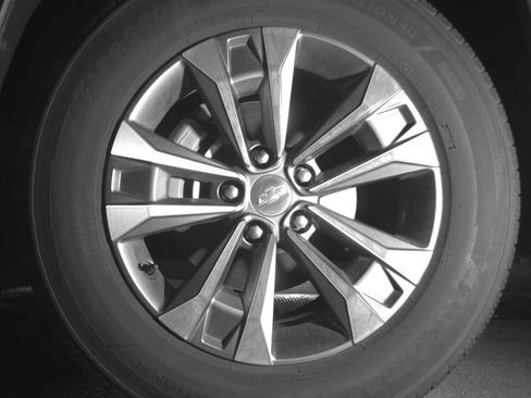 Used 2025 Chevrolet Equinox LT image 12