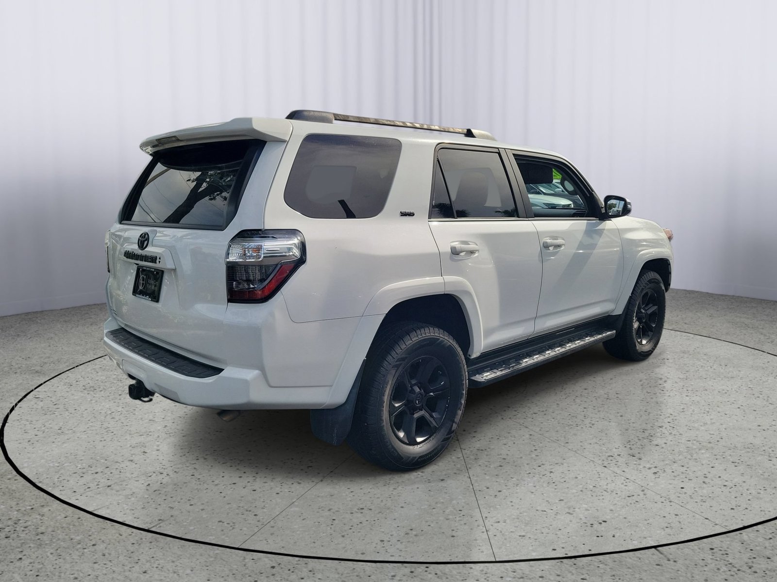 Used 2021 Toyota 4Runner SR5 Premium AWD/4WD image 2