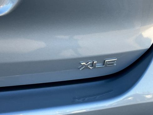 Used 2024 Toyota Highlander XLE AWD/4WD image 21