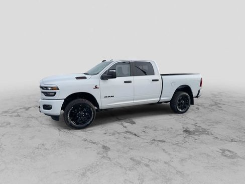 New 2025 RAM 2500 Big Horn image 4