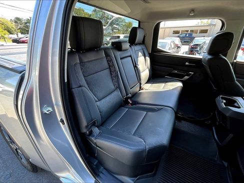 Used 2024 Toyota Tundra Limited image 17