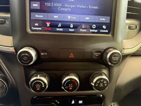 Used 2020 RAM 1500 Big Horn RWD image 25