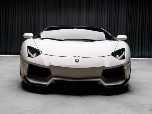 Used 2013 Lamborghini Aventador LP 700-4 image 20