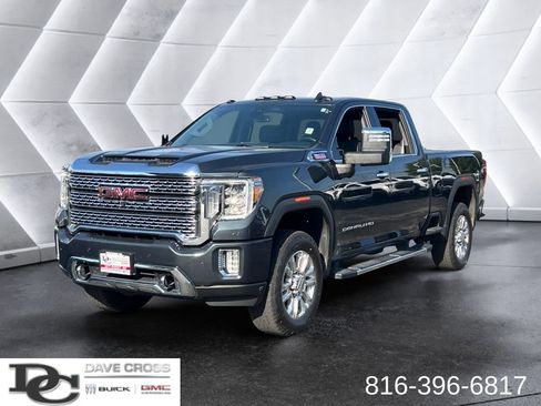 Used 2022 GMC Sierra 2500 Denali AWD/4WD image 1