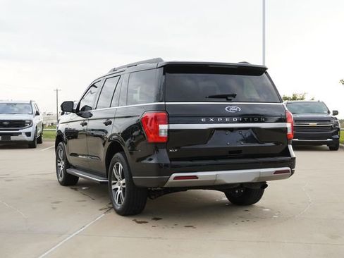 Used 2023 Ford Expedition XLT RWD image 7