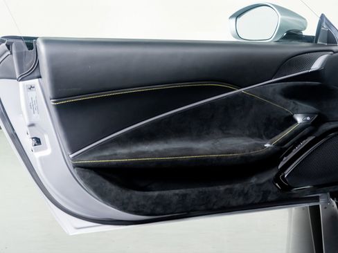 Used 2022 Ferrari Roma image 49