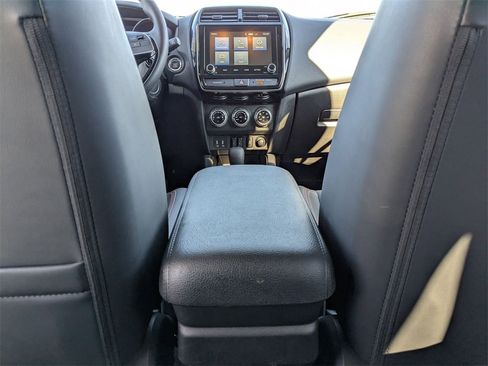 Used 2025 Mitsubishi Outlander Sport SE image 31