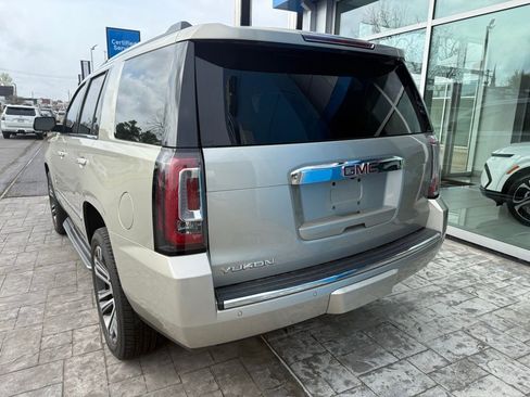 Used 2017 GMC Yukon Denali w/ Open Road Package image 3