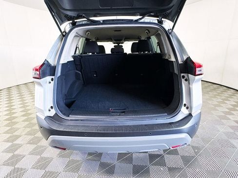 Used 2021 Nissan Rogue SV AWD/4WD image 20