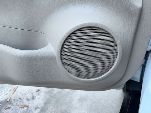 Used 2015 Nissan Rogue SL w/ SL Premium Package image 23