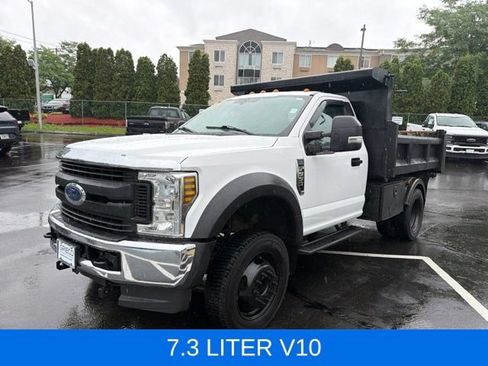 Used 2019 Ford F550 4x4 Regular Cab Super Duty w/ XL Value Package image 3