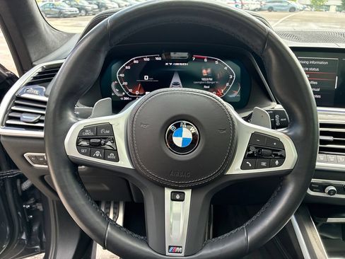 Used 2022 BMW X7 M50i w/ Dynamic Handling Package AWD/4WD image 13