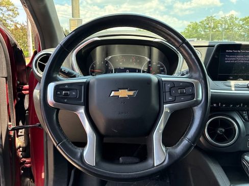 Used 2019 Chevrolet Blazer LT FWD image 23