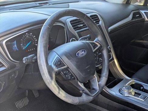 Used 2019 Ford Fusion SEL image 9