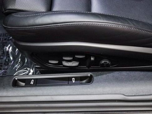 Used 2024 Porsche 911 Carrera S image 10