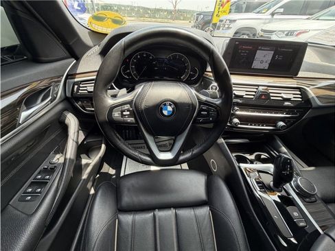 Used 2018 BMW 540i RWD image 36