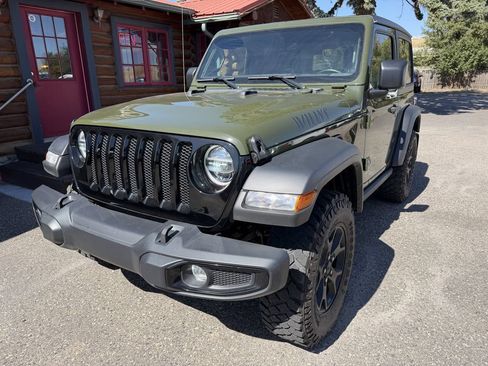 Used 2022 Jeep Wrangler Sport AWD/4WD image 2