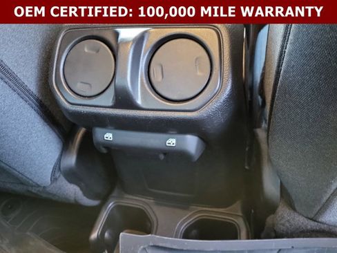 Certified 2025 Jeep Gladiator Sport AWD/4WD image 19