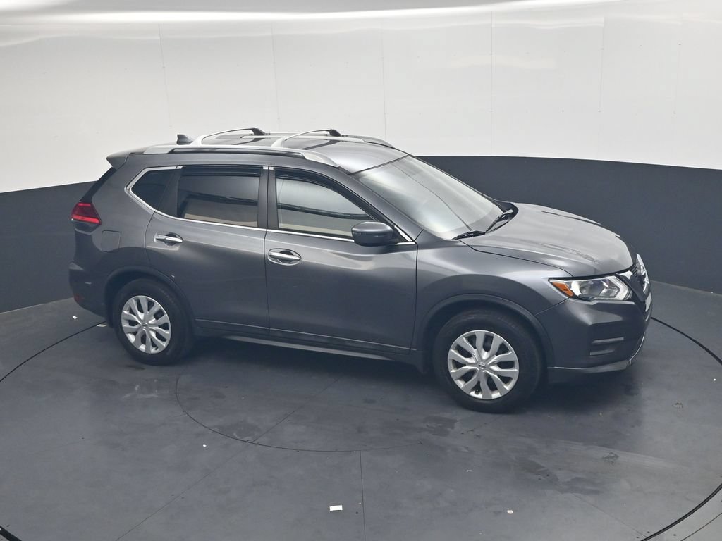 Used 2017 Nissan Rogue S w/ S Appearance Package FWD image 15