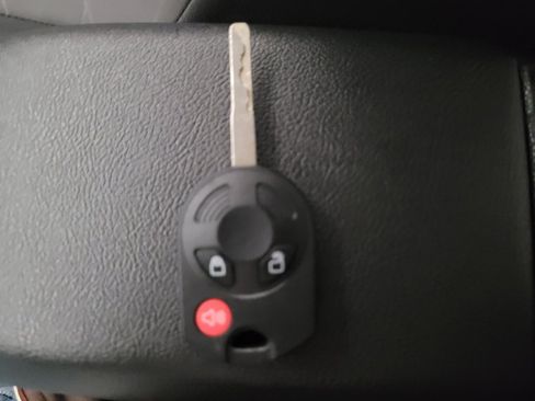 Used 2016 Ford Fiesta SE FWD image 32