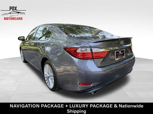 Used 2014 Lexus ES 350 w/ Luxury Package FWD image 3