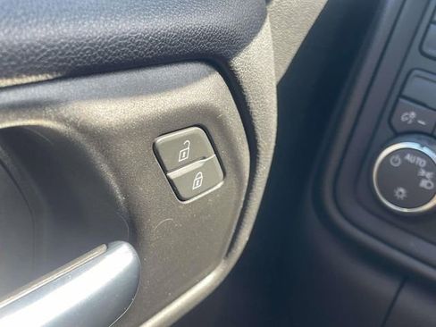 Used 2021 Chevrolet Silverado 1500 Custom Trail Boss w/ LPO, Dark Essentials Package image 22