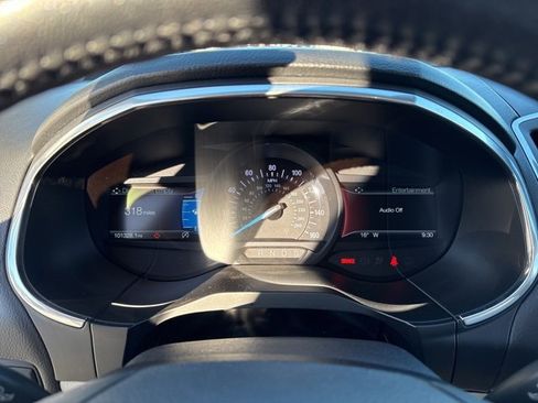 Certified 2019 Ford Edge Titanium image 15