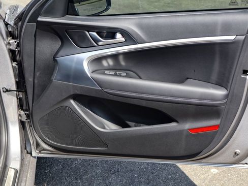 Used 2026 Genesis G70 2.5T image 38