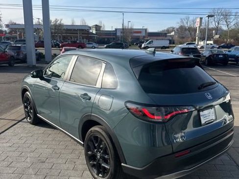 Used 2024 Honda HR-V Sport image 10