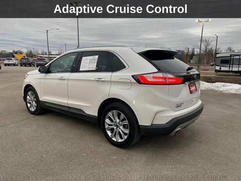 Used 2019 Ford Edge Titanium w/ Cold Weather Package image 3