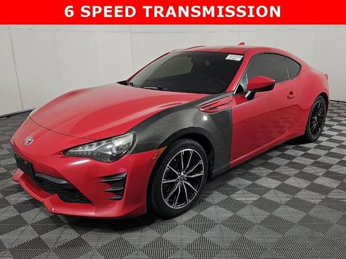 Used 2017 Toyota 86 RWD image 1